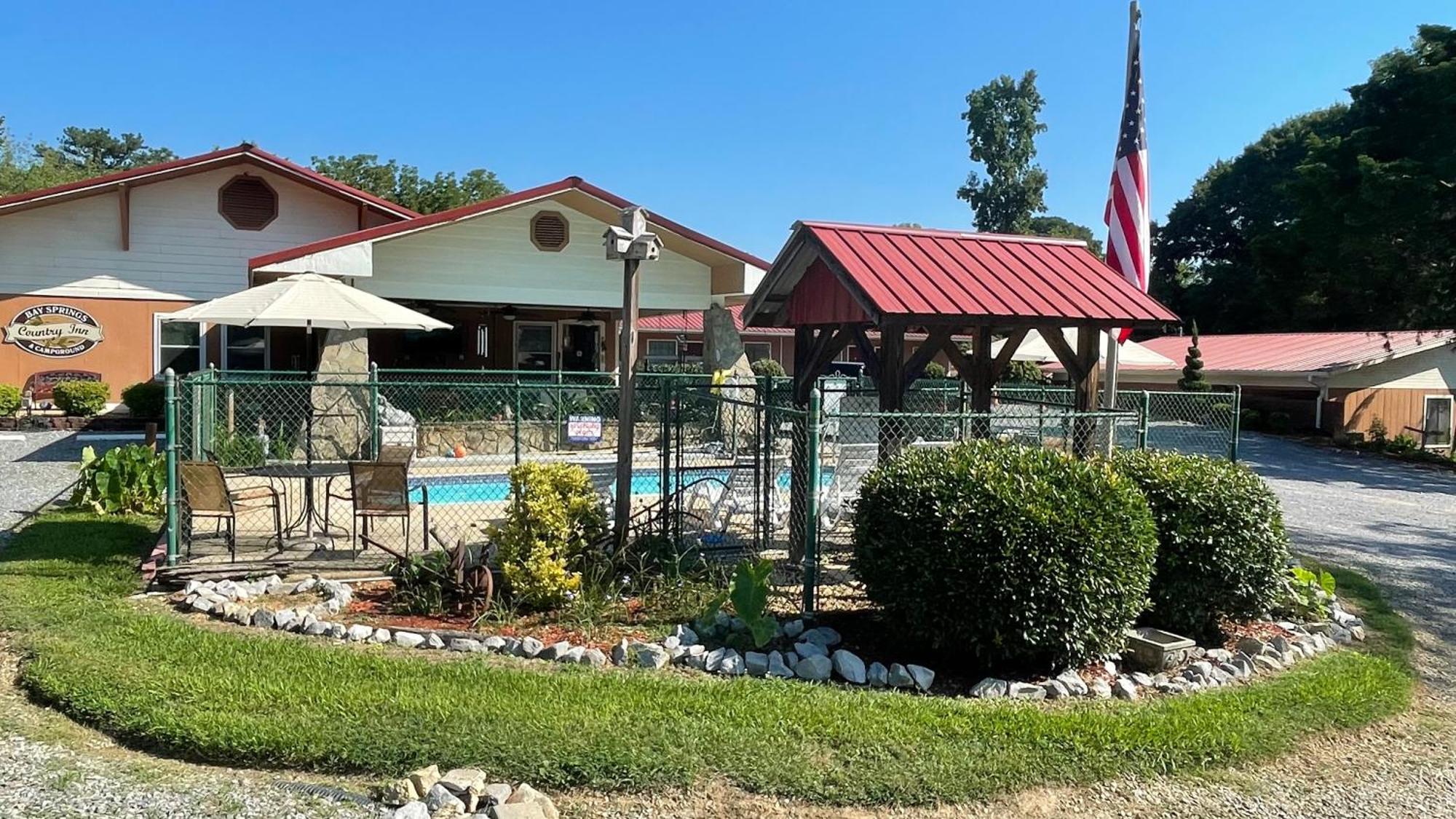 Bay Springs Country Inn & Marina Centro Exterior foto
